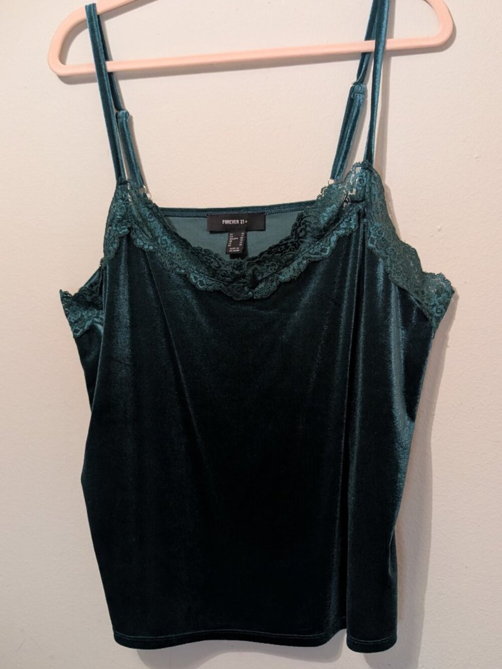 Green Velvet Tank with Lace Neckline Forever 21 Size 1X